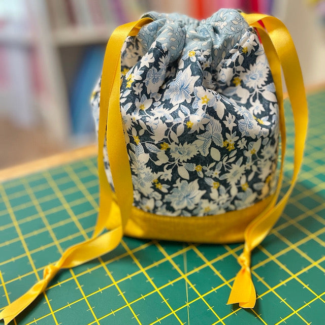 Drawstring Bag KIT Liberty Fabrics (plus bonus tutorial)
