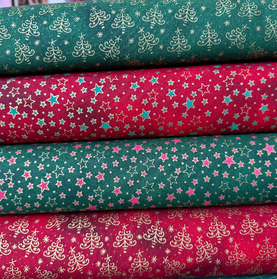 Festive Reds & Greens 4 Piece Fat quarter Bundle 100% Cotton Fabrics