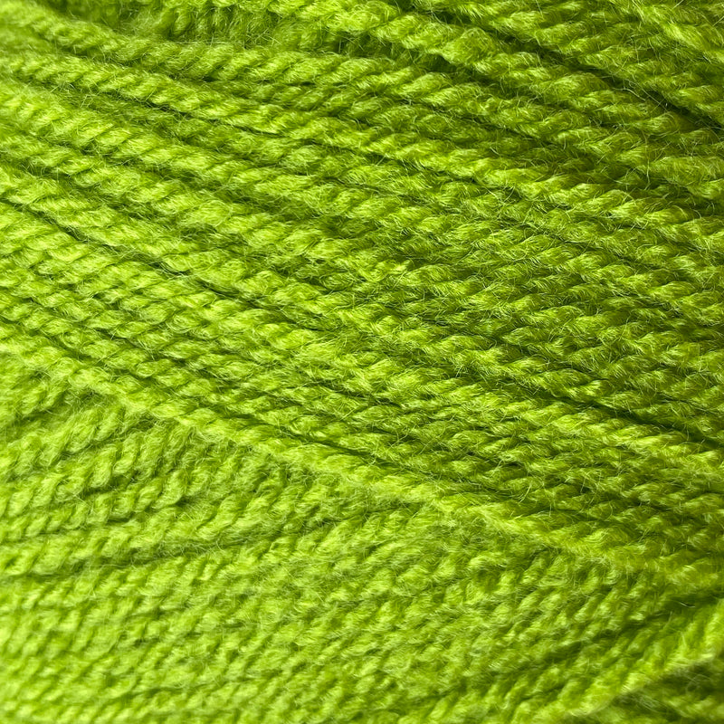 1852 Apple double knit yarn