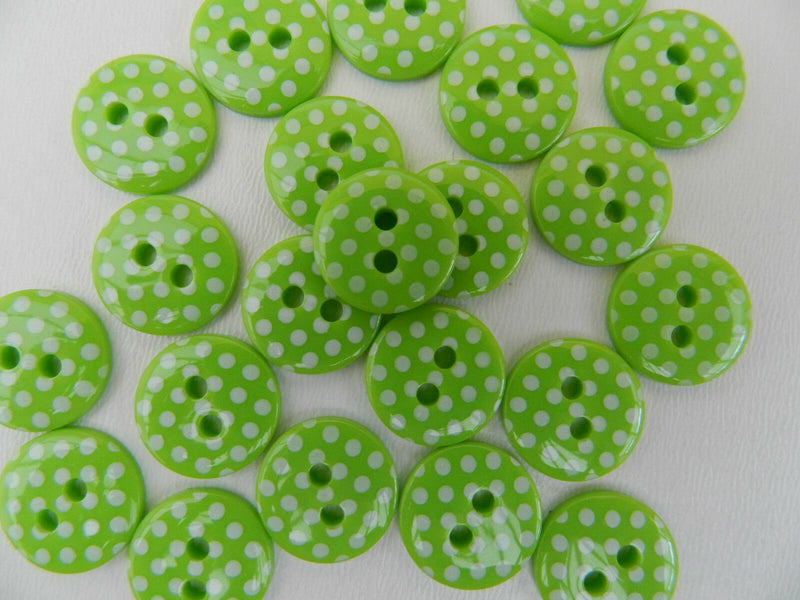 Spotty Round Button 12mm - Green