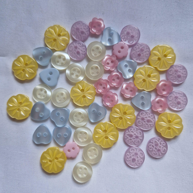 *LESS THAN HALF PRICE* Mixed bag of 50 Pastel Buttons