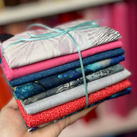 Approx 530g Mixed 100% Premium Cotton Fabrics Remnant Bundle