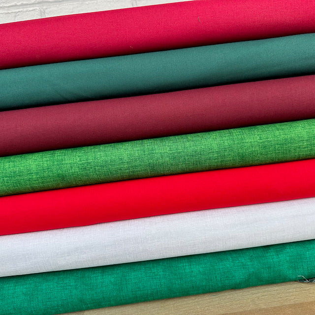Traditional Christmas, red, green & white, 7 piece blender fat quarter bundle, 100% cotton fabric, Ideal for patchwork