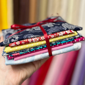Approx. 340g Mixed 100% Cotton Poplin Remnant Bundle