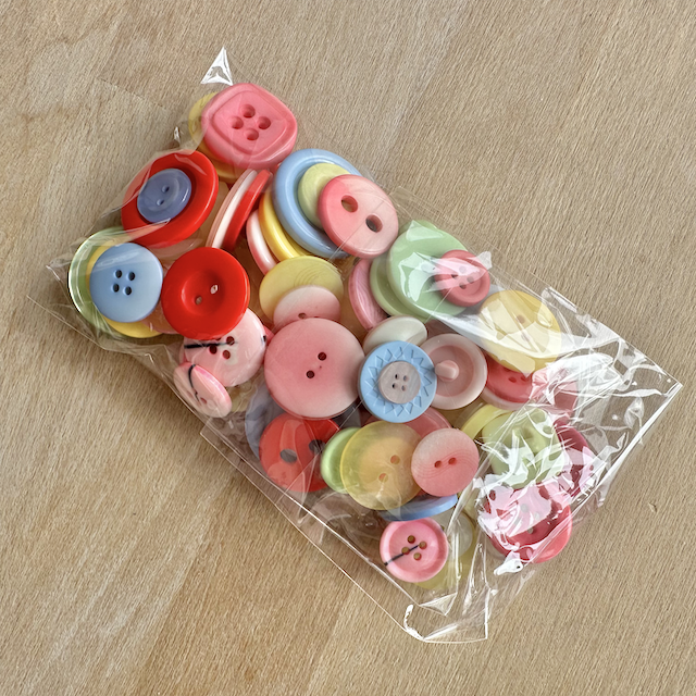 CLEARANCE ...100 Gram Mixed Bag Summer Colour Buttons