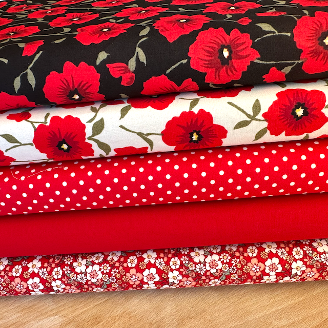 5 Piece Black & ivory Poppies, spots & floral fat quarter bundle 100% cotton poplin fabrics