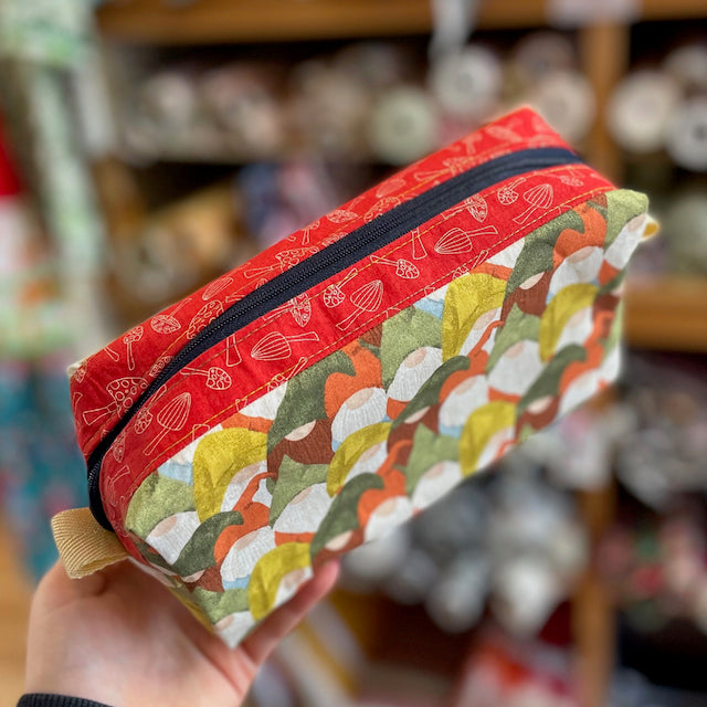 VIDEO TUTORIAL to make this wonderful zipped pouch