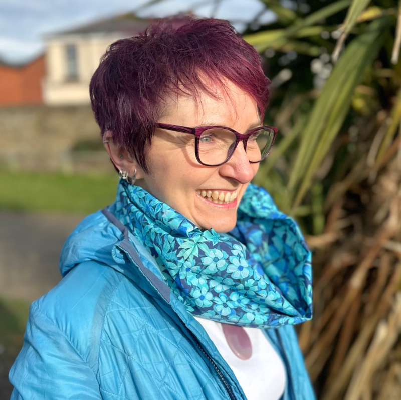 (Blue Version) Lawn Fabric Bundle To Make Amanda's Infinity Scarf