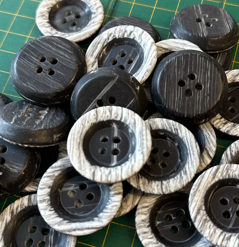 Bag of Grey Marble 4 Hole Plastic Buttons Approx 28mm