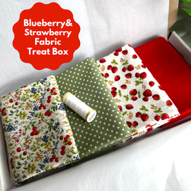 Blueberry & Strawberries 4 Piece FQ Bundle Plus Thread Treat Box
