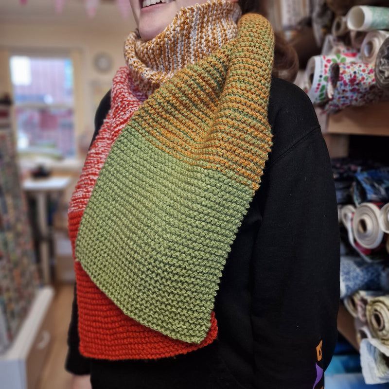 Heather's Knitted Double Strand Colour Block Garter Stitch Scarf Kit including free PDF Pattern
