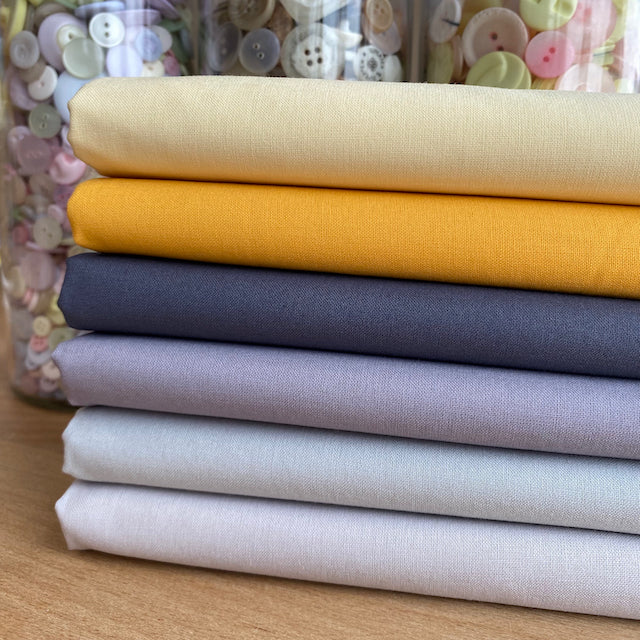 Modern Chic, plain silver, grey & yellow 6 piece blender fat quarter bundle, 100% cotton fabric, Ideal for patchwork