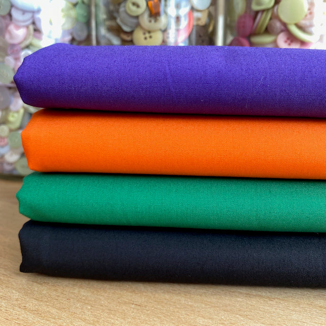 4 piece FAT QUARTER BUNDLE, Halloween Basics 100 % cotton poplin fabric