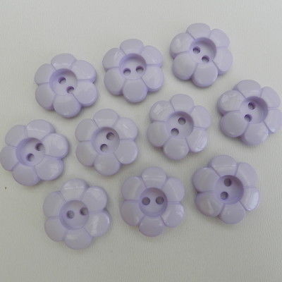 Daisy Flower Button - Lilac No 15