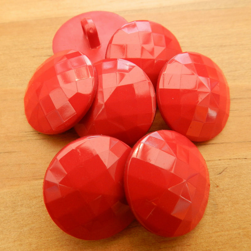 Honeycomb Design, Pretty & Sparkly Button - Red No 30