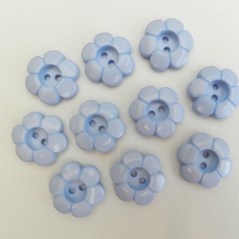 Daisy Flower Button 15mm - baby blue no 22