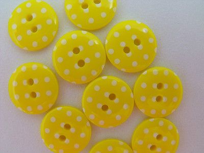 Spotty Round Button 19 mm - Yellow